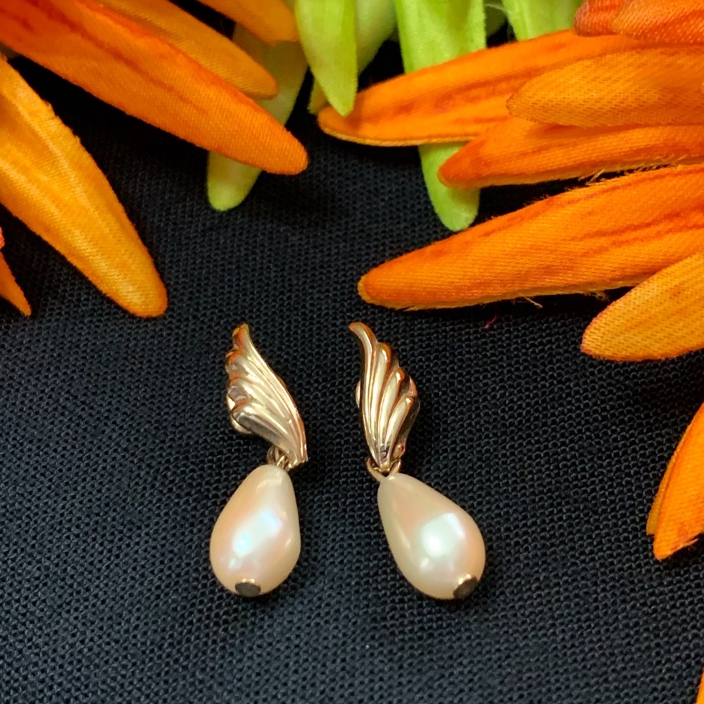 BEAUTIFUL MARVELLA FAUX PEARL EARRINGS